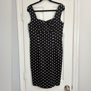 WHITE HOUSE BLACK MARKET Size 10‎ black & white polka dots sheath dress